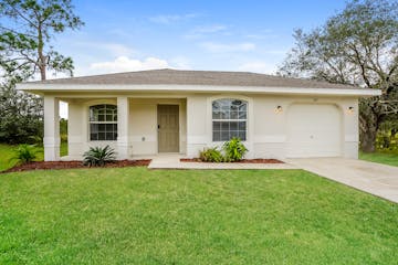 427 Vanetta Dr Lehigh Acres, FL 33972